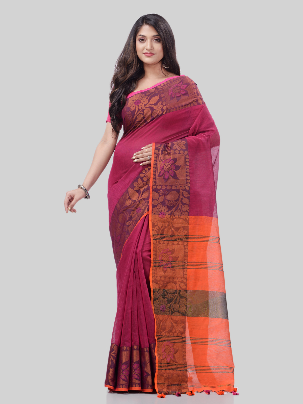 Buy Red Sarees for Women by Dipdiya Online | Ajio.com